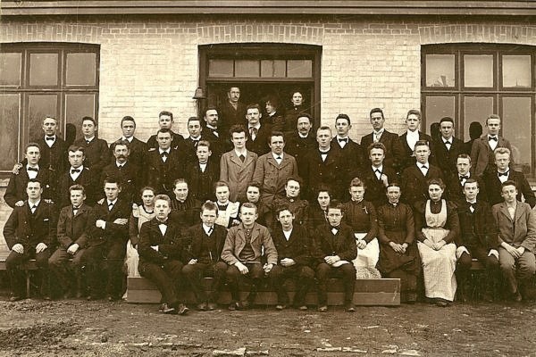 Vinterholdet på højskolen 
ved Ekkodalen 1899-1900