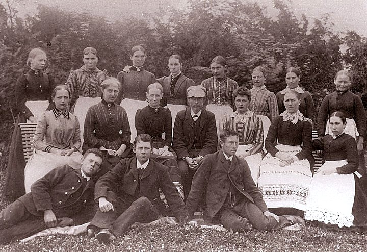 Elevbillede fra højskolen i Østermarie fra sommeren 1891